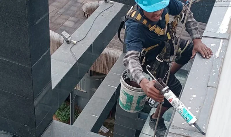 عایق بندی نمای ساختمان در نوشهر