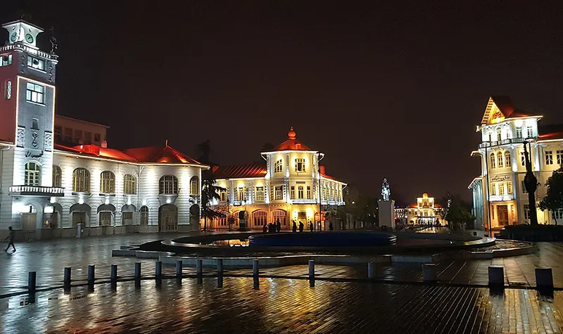نورپردازی نما در بندرانزلی