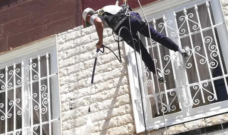 شستشو نما بدون داربست در بندرانزلی